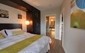 Around The Sea - Cana Da'S Rotating House, Suites & Tours